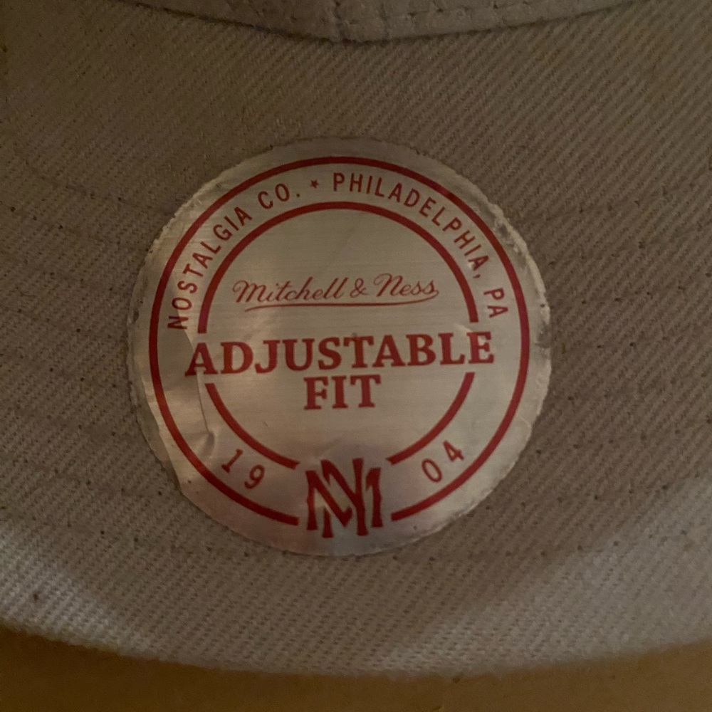 Mitchell & Ness Milwaukee Bucks Adjustable Hat - Picture 6 of 10